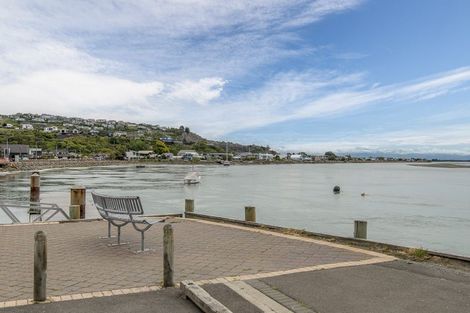 Photo of property in 109 Main Road, Redcliffs, Christchurch, 8081