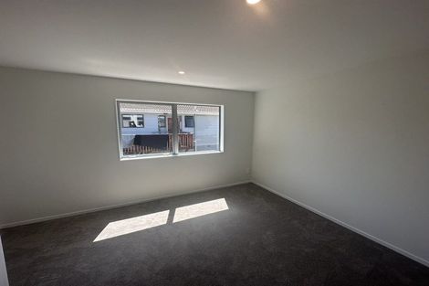 Photo of property in 744b East Coast Road, Pinehill, Auckland, 0630