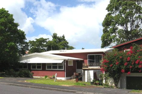 Photo of property in 65 Ravenwood Drive, Forrest Hill, Auckland, 0620