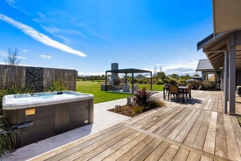 Photo of property in 136 Kereru Road, Maraekakaho, 4171