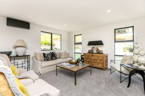 Photo of property in 31 Sycamore Grove, Lower Vogeltown, New Plymouth, 4310