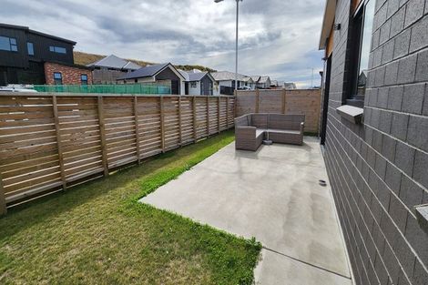 Photo of property in 41 Schooner Drive, Whitby, Porirua, 5024