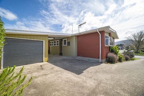 Photo of property in 10 Rameses Place, Pomare, Rotorua, 3015