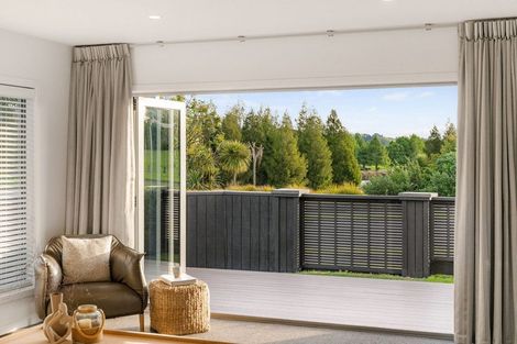 Photo of property in 1 Fender Close, Pyes Pa, Tauranga, 3112