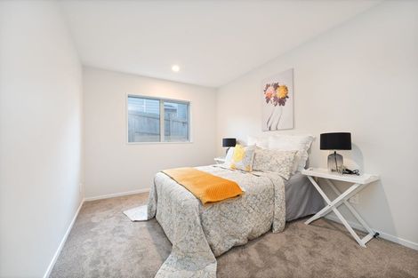 Photo of property in 10 Vino Cina Heights, Ranui, Auckland, 0612