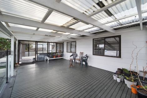 Photo of property in 178 Finlayson Avenue, Clendon Park, Auckland, 2103