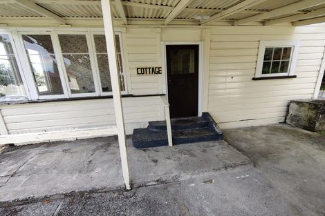 Photo of property in 90 Fairfax Street, Murchison, 7007