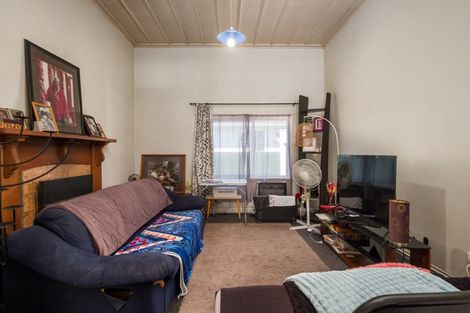 Photo of property in 28 Ormond Road, Whataupoko, Gisborne, 4010