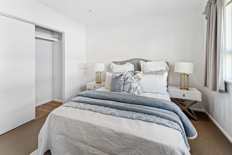 Photo of property in 1/23 Bond Crescent, Forrest Hill, Auckland, 0620