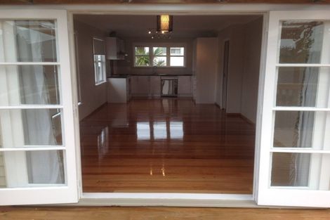 Photo of property in 1/89 Verbena Road, Birkdale, Auckland, 0626