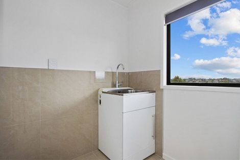 Photo of property in 46 Peverill Crescent, Papatoetoe, Auckland, 2025