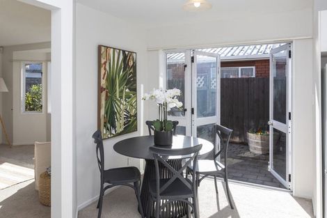 Photo of property in 3/108 Poulson Street, Addington, Christchurch, 8024