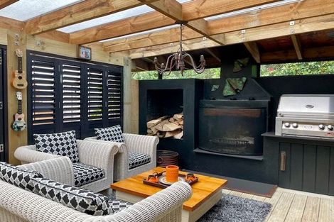 Photo of property in 112 Marram Place, Matarangi, Whitianga, 3592