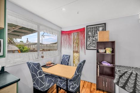 Photo of property in 48 Sunderland Drive, Flaxmere, Hastings, 4120