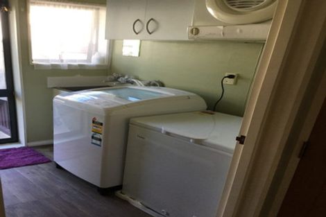 Photo of property in 463 Featherston Street, Palmerston North, 4414