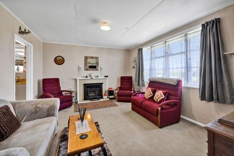 Photo of property in 325 Matangara Road, Hawera, 4672