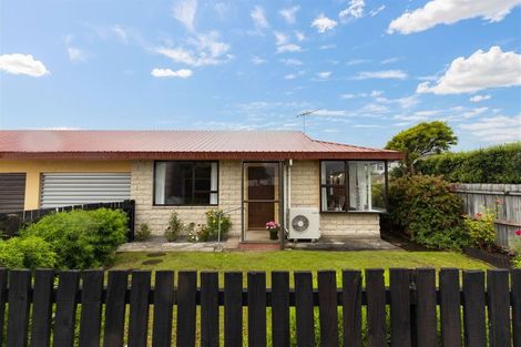 Photo of property in 2/4 Convoy Street, New Brighton, Christchurch, 8083