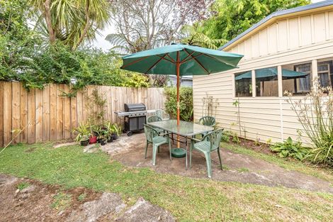 Photo of property in 5 Tregarth Street, Saint Johns Hill, Whanganui, 4501