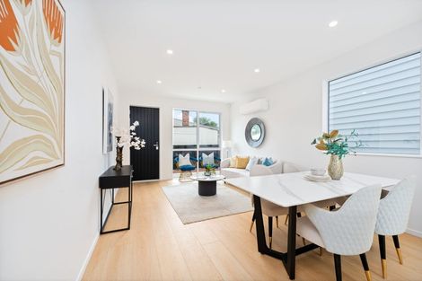 Photo of property in 80c Matipo Road, Te Atatu Peninsula, Auckland, 0610