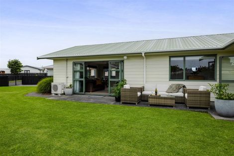 Photo of property in 3b Meade Place, Bell Block, New Plymouth, 4312