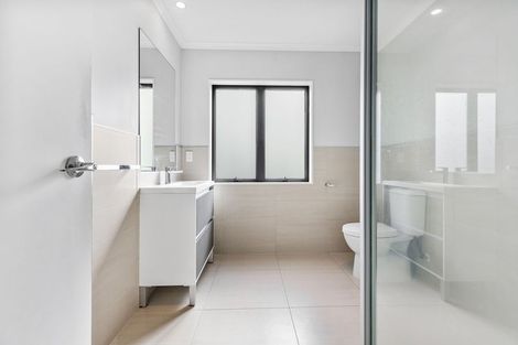 Photo of property in 4/38 Brigham Creek Road, Whenuapai, Auckland, 0618