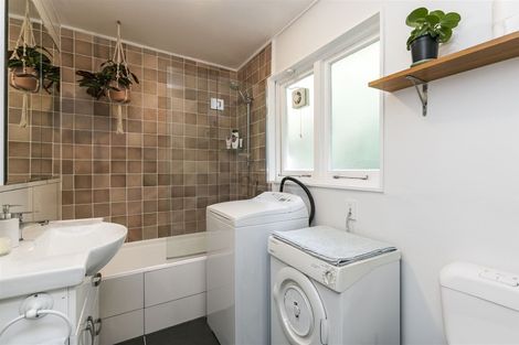 Photo of property in 8/31 Homebush Road, Khandallah, Wellington, 6035