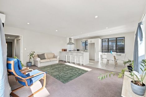 Photo of property in 8 Caulfield Avenue, Halswell, Christchurch, 8025