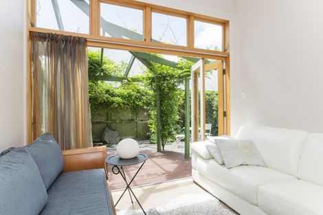 Photo of property in 27 Stout Street, Whataupoko, Gisborne, 4010