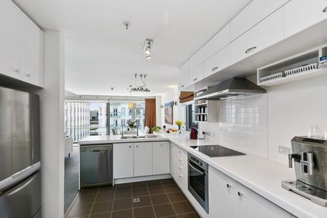 Photo of property in Montreaux Apartments, 10i/164 The Terrace, Wellington Central, Wellington, 6011