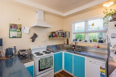 Photo of property in 35 Kiharoa Street, Otaki Beach, Otaki, 5512