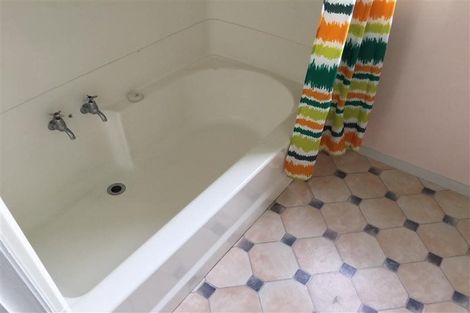 Photo of property in 7 Inglis Street, Havelock, 7100