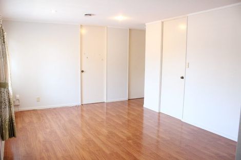 Photo of property in 1/18 Kenwick Place, Burswood, Auckland, 2013