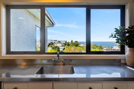 Photo of property in 9 Harvey Road, Bluff Hill, Napier, 4110