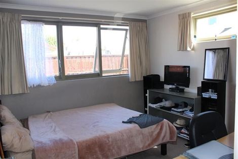 Photo of property in 8f Ford Street, Hamilton East, Hamilton, 3216