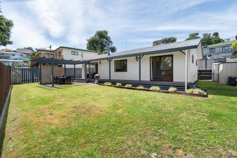 Photo of property in 4 Meander Drive, Welcome Bay, Tauranga, 3112