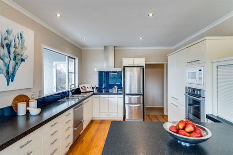 Photo of property in 9 Randall Place, Hospital Hill, Napier, 4110