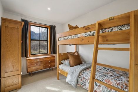 Photo of property in 66 Te Awa Road, Albert Town, Wanaka, 9382