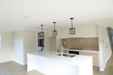 Photo of property in 39b Edgeworth Road, Glenfield, Auckland, 0629