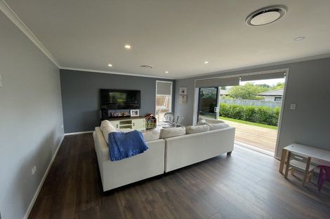 Photo of property in 39 Smith Street, Lepperton, New Plymouth, 4373