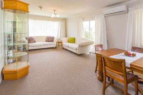 Photo of property in 1/27 Eastern Beach Road, Eastern Beach, Auckland, 2012