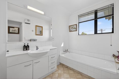 Photo of property in 8 Nicholls Street, Richmond, Christchurch, 8013