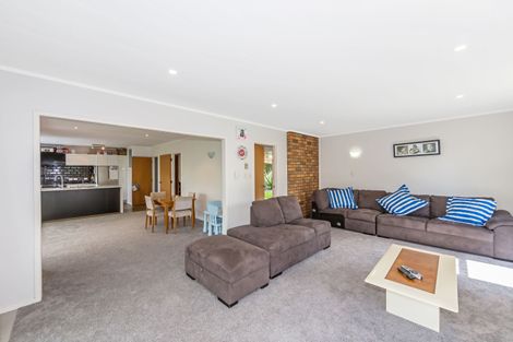 Photo of property in 18 Monowai Street, Wellsford, 0900