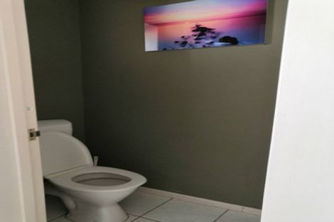 Photo of property in 14 Nigel Road, Browns Bay, Auckland, 0630