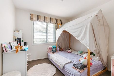 Photo of property in 58 Kayelene Place, Omokoroa, 3114