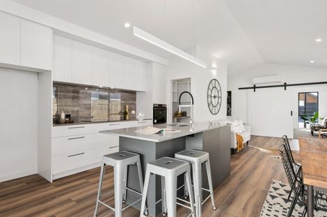 Photo of property in 20 Hanlow Place, Pyes Pa, Tauranga, 3112