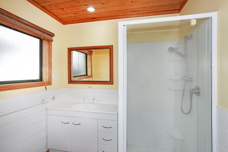 Photo of property in 4 Vela Place, Clarks Beach, 2122