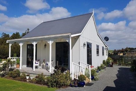 Photo of property in 33 Shoemaker Road, Waipu, 0510