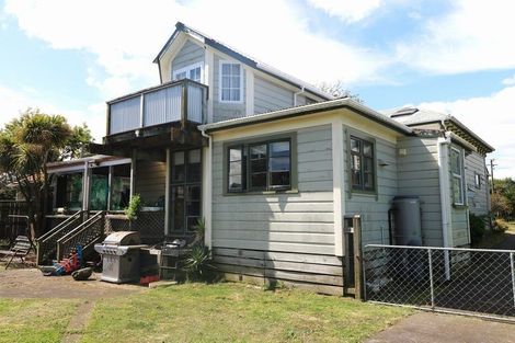 Photo of property in 55 Gonville Avenue, Gonville, Whanganui, 4501