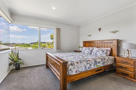 Photo of property in 2 Mabbett Lane, Waimauku, 0883