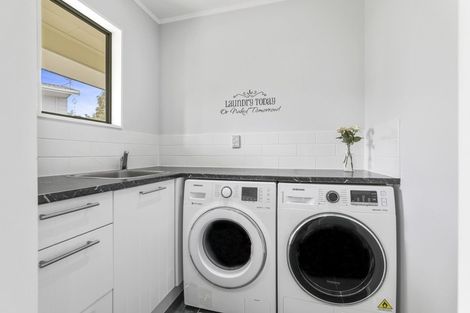 Photo of property in 3 Hammersmith Street, Richmond Heights, Taupo, 3330